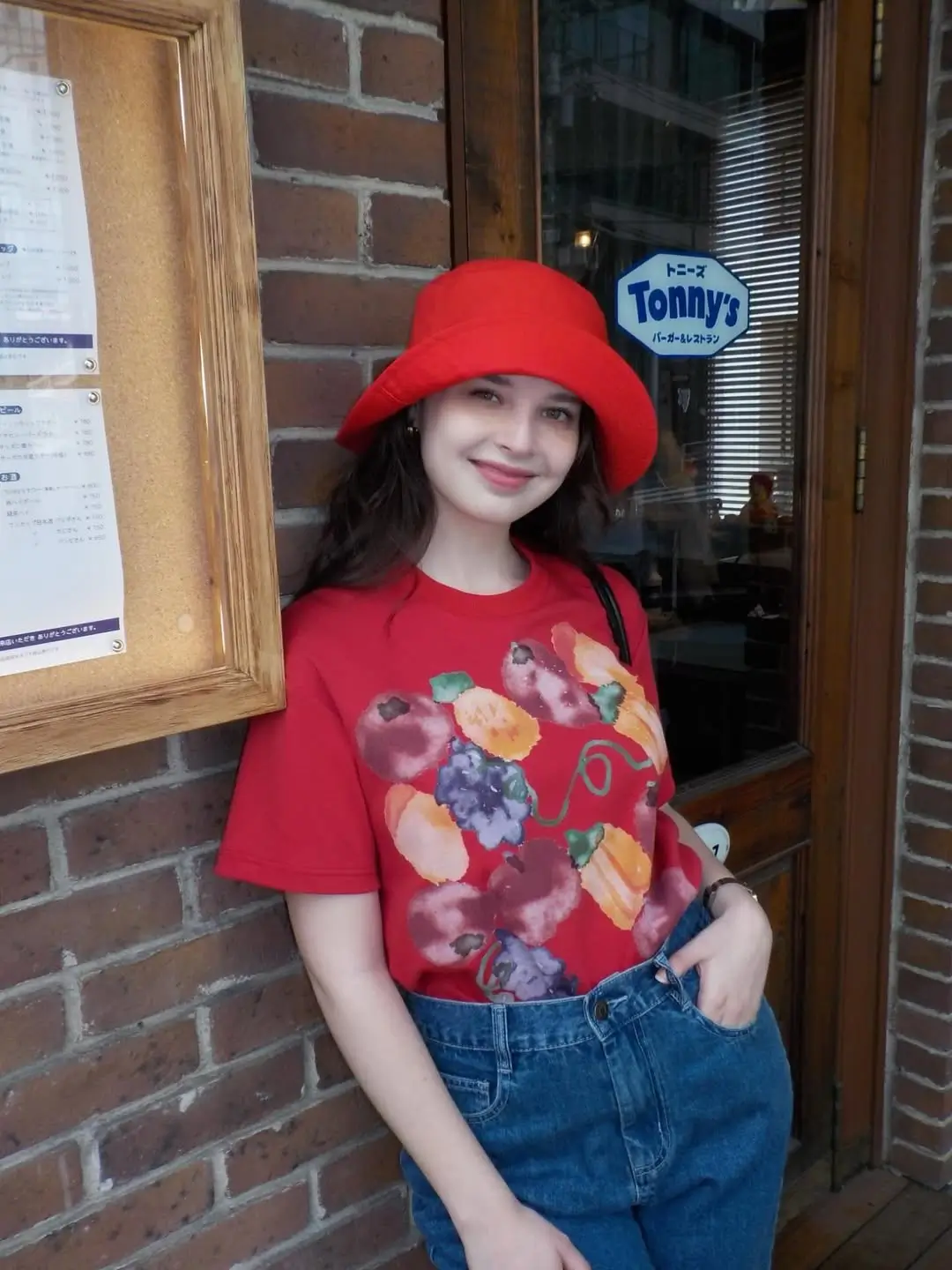 casual summer t-shirt outfit for women 2026 Cherry Red Ease with a Hint of Parisian Play