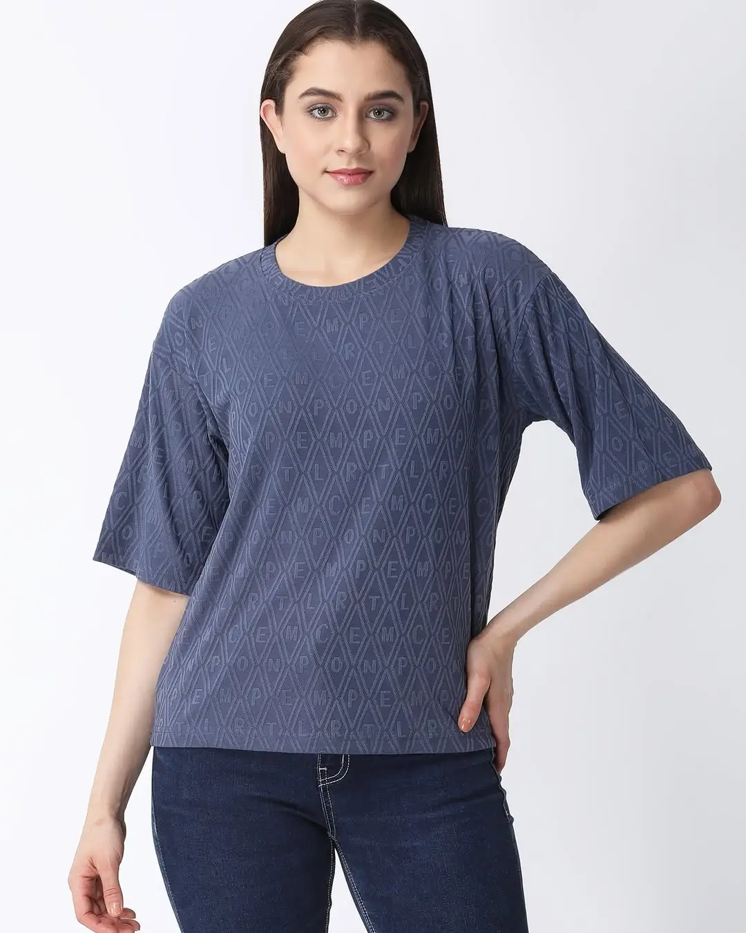 casual summer t-shirt outfit for women 2026 Textured Blue Tee with a Refined Minimal Feel
