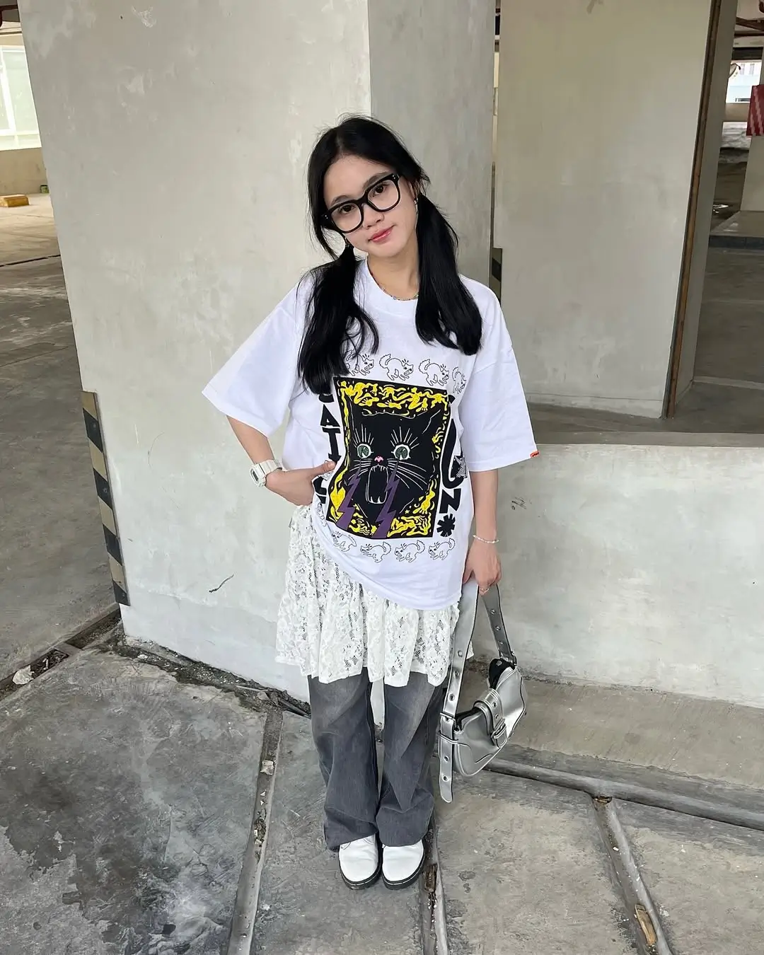 casual summer t-shirt outfit for women 2026 Playful Layering with a Soft Grunge Twist