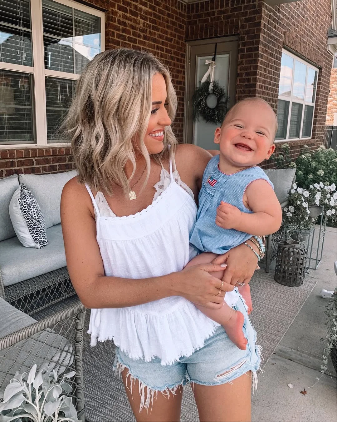 stylish mom outfits summer 2026 Soft Textures and Easy Denim Moments