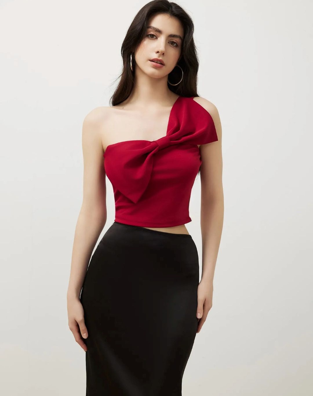 summer clothes for women 2026 Sculptural Tops and Modern Evening Minimalism