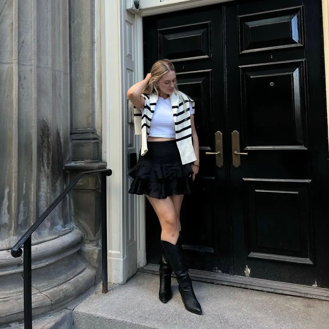 summer old money outfit for women Preppy Contrast with a Playful Edge