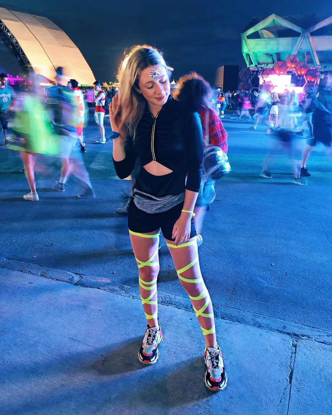 summer rave outfit women 2026 Sporty Night Rave with Neon Leg Accents