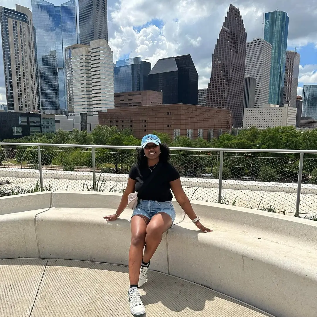 trendy summer outfits for black woman 2026 City Heat Meets Effortless Denim Energy