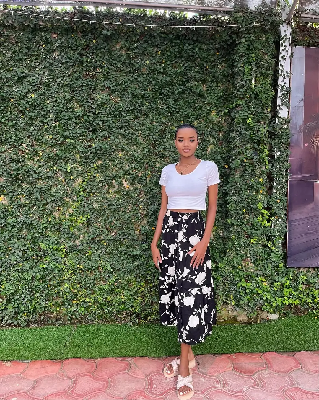 trendy summer outfits black woman 2026 Flowy Printed Pants and Relaxed Summer Balance