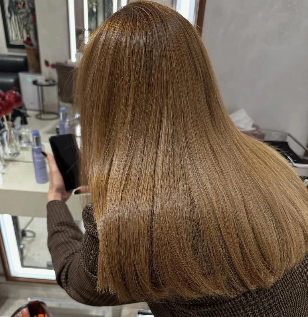 chic summer haircuts for long hair 2026 Silky Straight Layers With Soft Beige Dimension