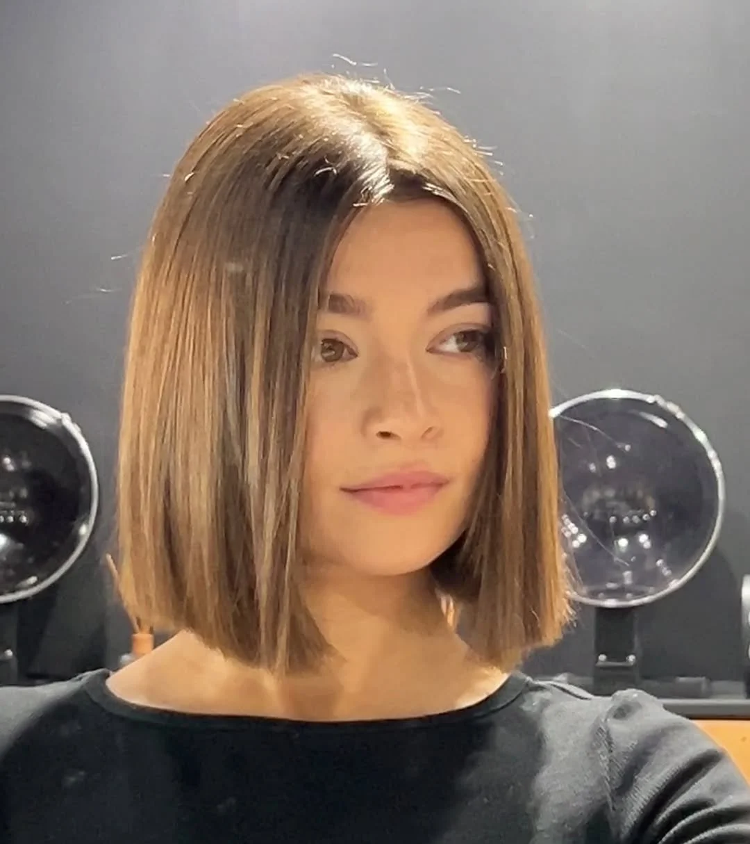 summer bob haircut 2026 Balanced Blunt Lob with Soft Center Part