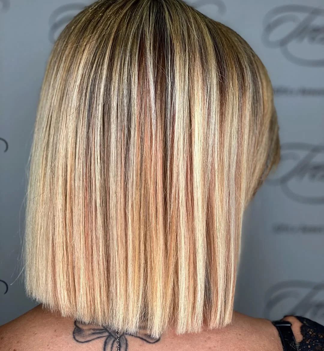 glossy summer blonde hair color 2026 Warm Honey Ribbon Bob with Dimensional Shine