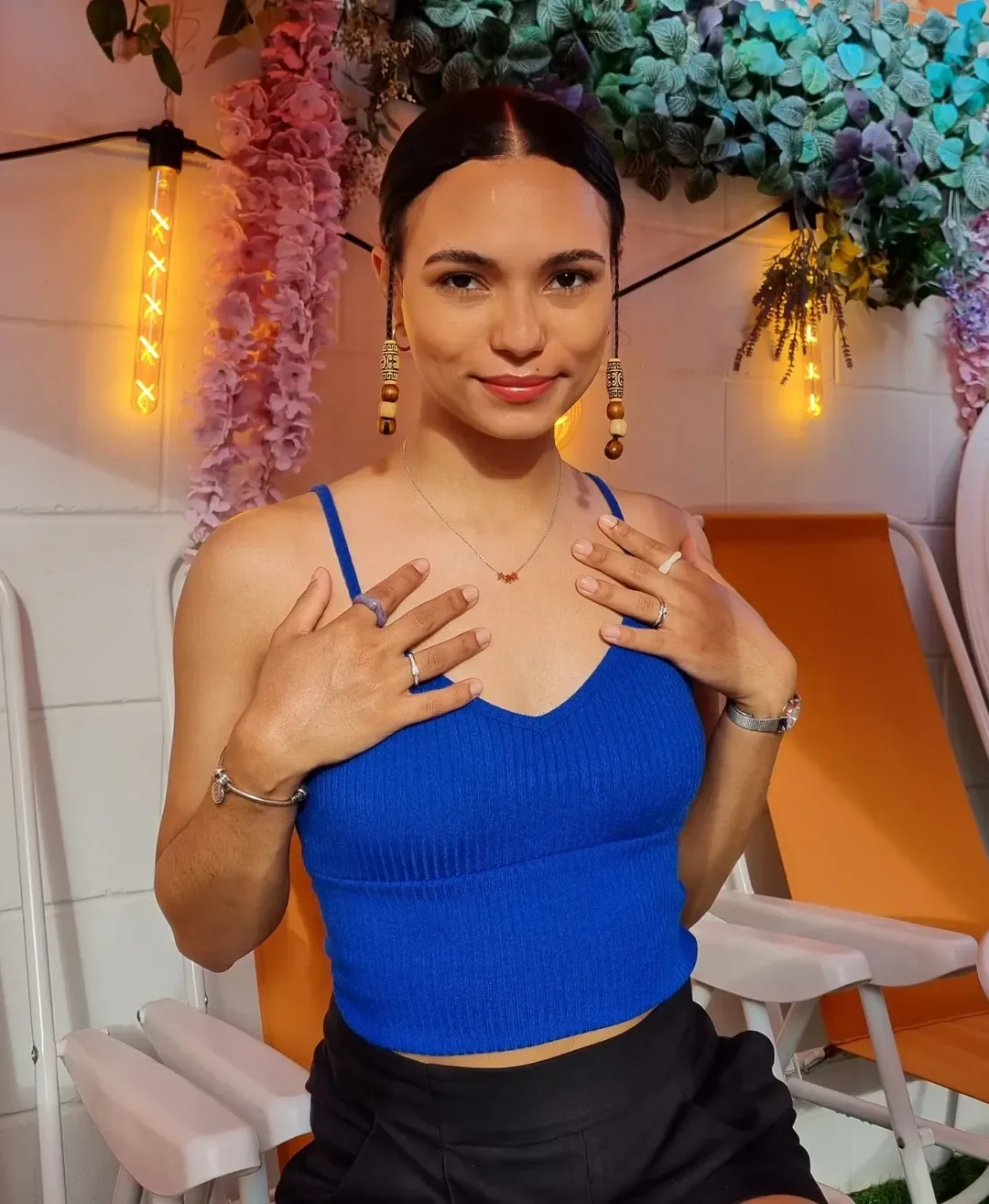 hot summer heat wave outfits 2026 Minimal Crop Tank with Effortless Summer Glow