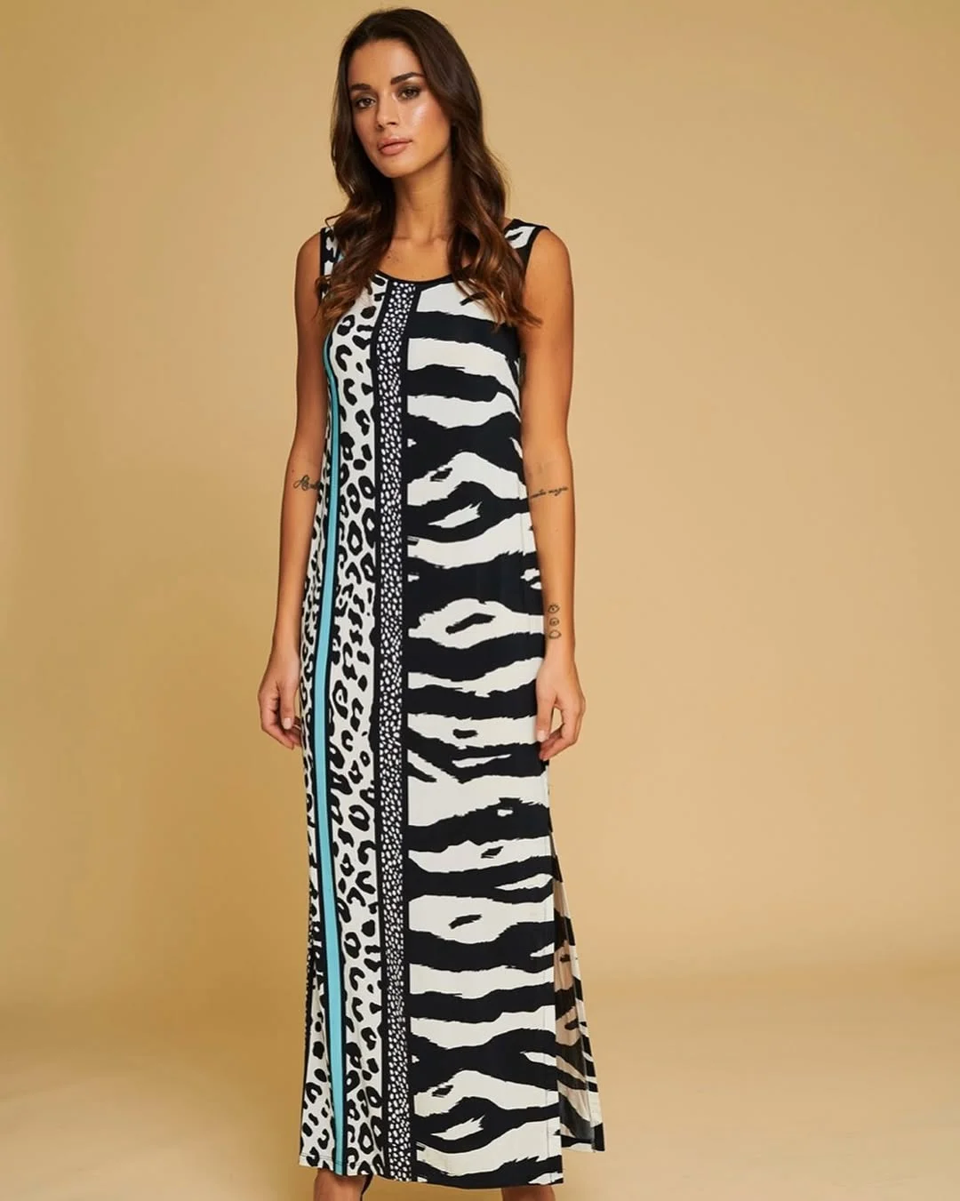hot summer heat wave outfits 2026 Graphic Flow Maxi for City Heat Days