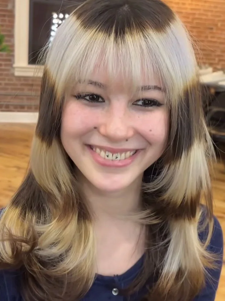 must-try summer haircut 2026 Chunky Contrast Layers with Statement Blonde Panels
