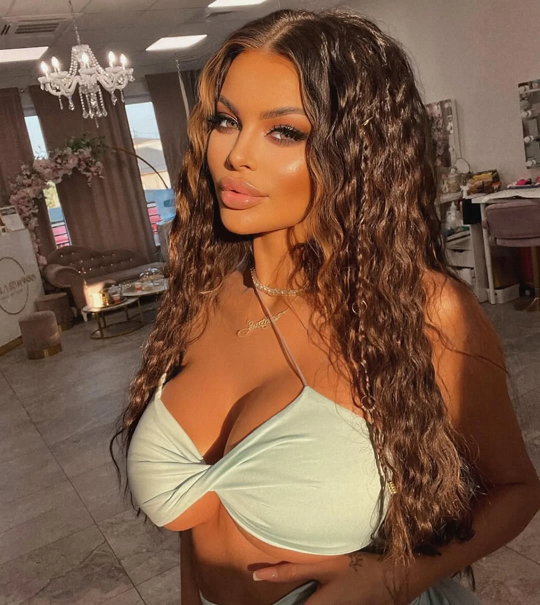 must-try summer haircut 2026 Long Beach Waves with Glossy Depth