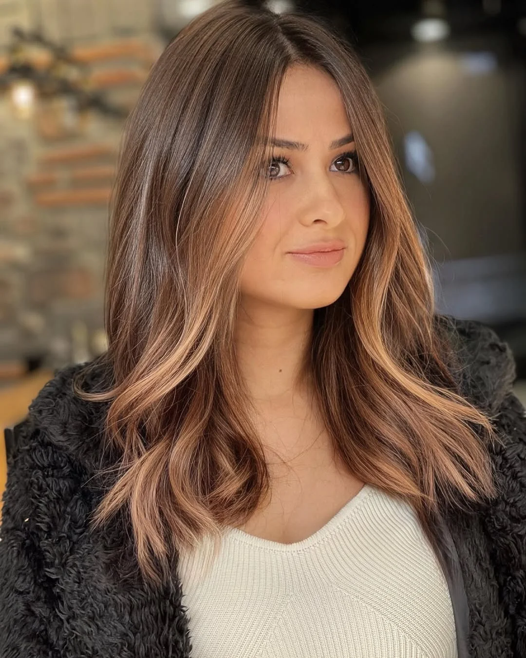 must-try summer haircut 2026 Dimensional Brunette Layers with Face-Framing Highlights