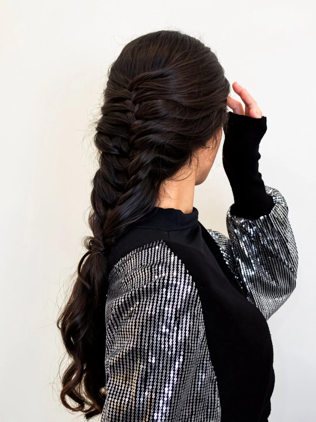 natural summer easy hairstyle 2026 Loose Fishtail Ponytail With Evening Shine