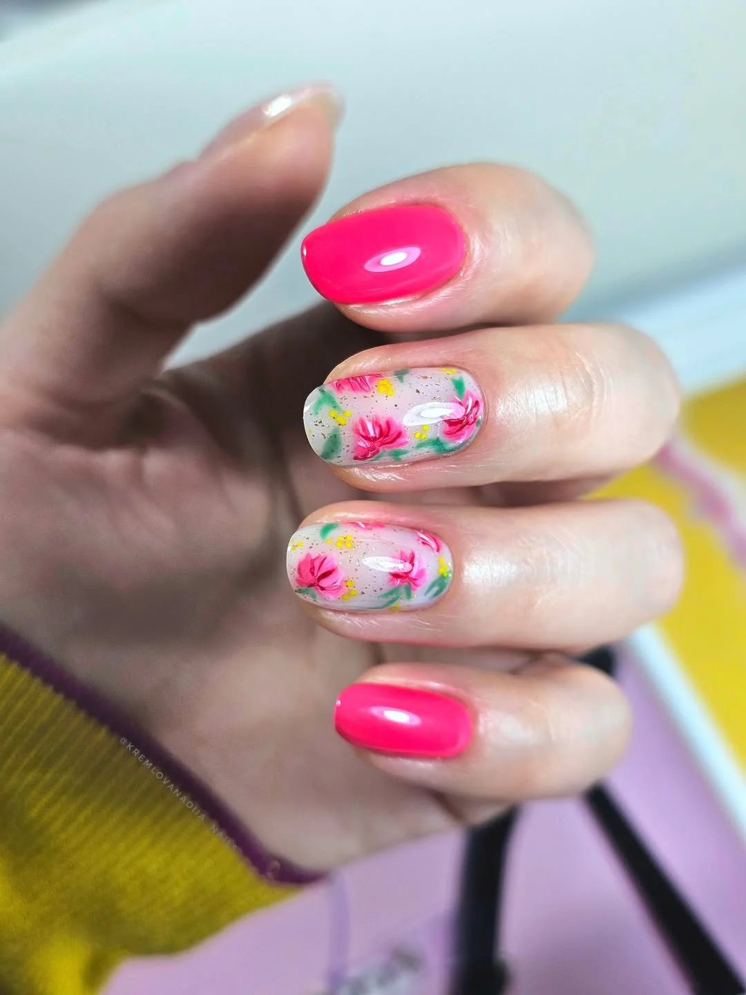 pink summer nails 2026 Wildflower Pink Nails with a Soft Botanical Touch