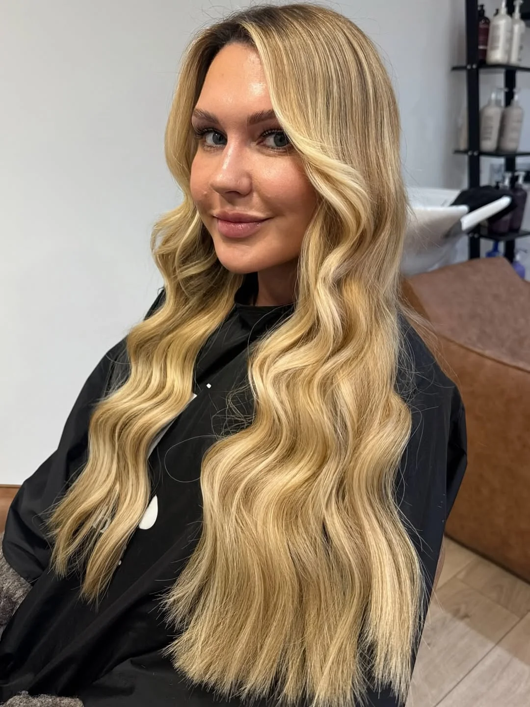 pretty summer honey blonde hair color 2026 Champagne Honey Waves With Soft Dimension