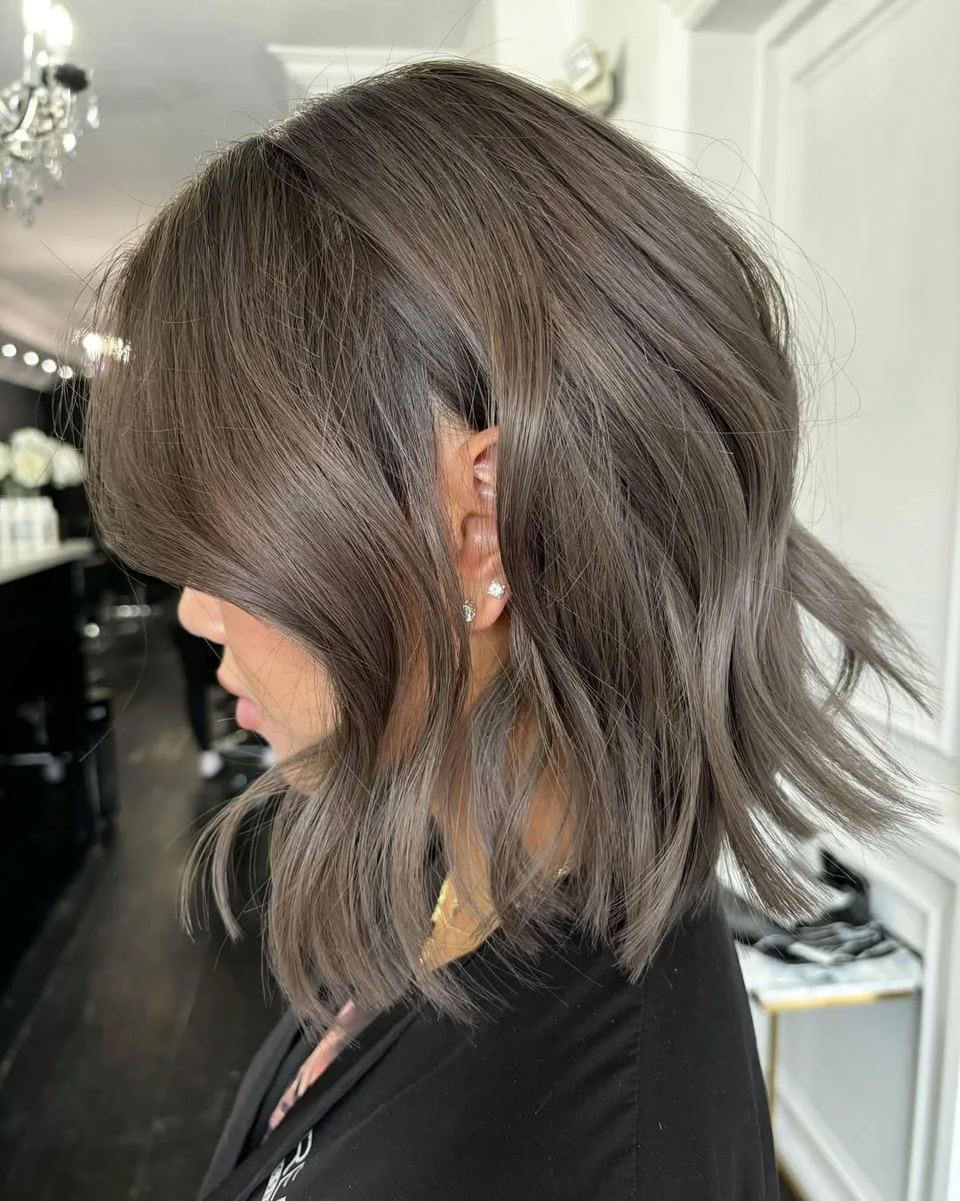 pretty summer mushroom brown hair color 2026 Modern layered bob with cool mushroom contouring