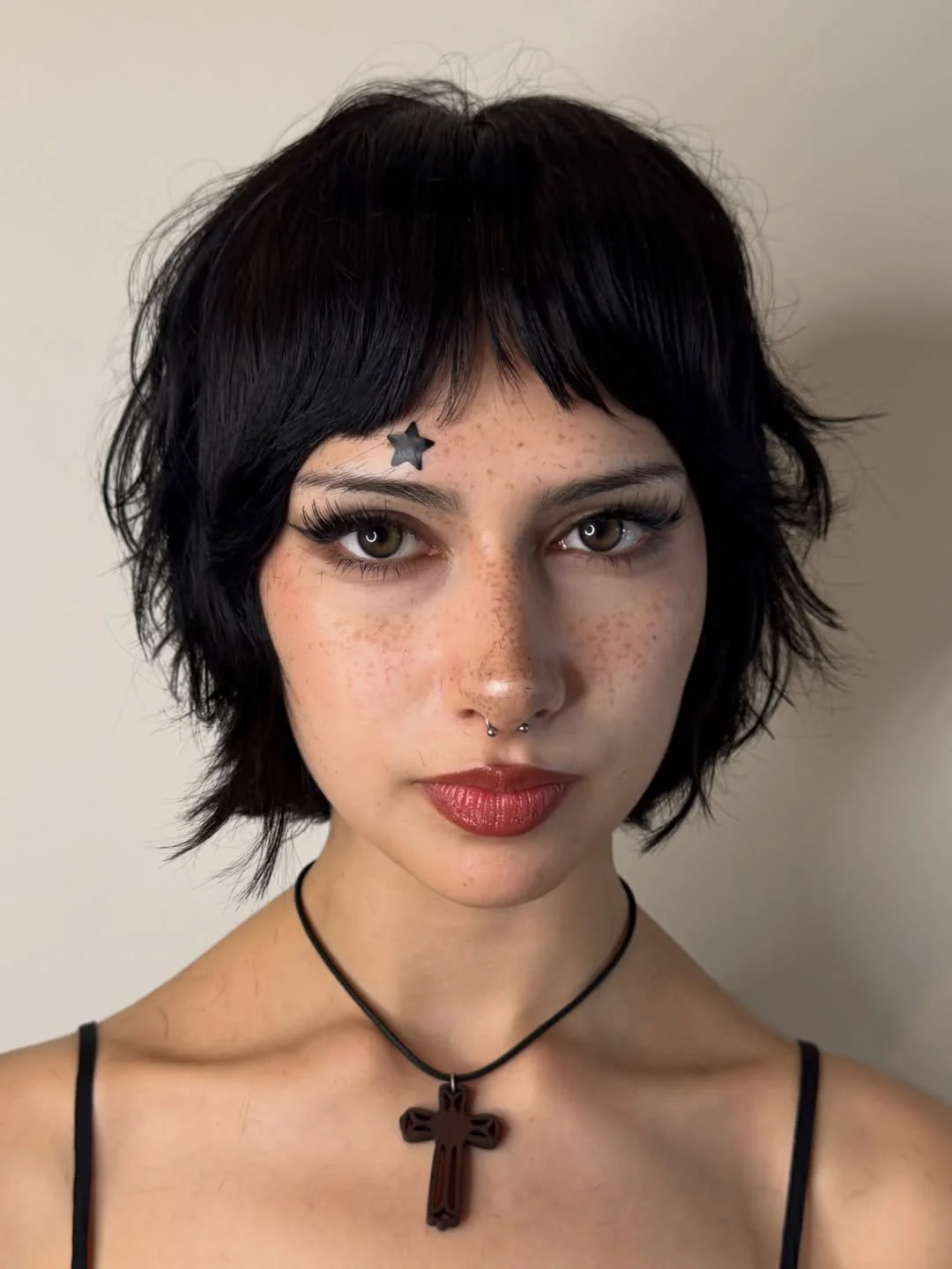 salon summer short haircuts 2026 Choppy Micro Bob With Indie Sleaze Energy
