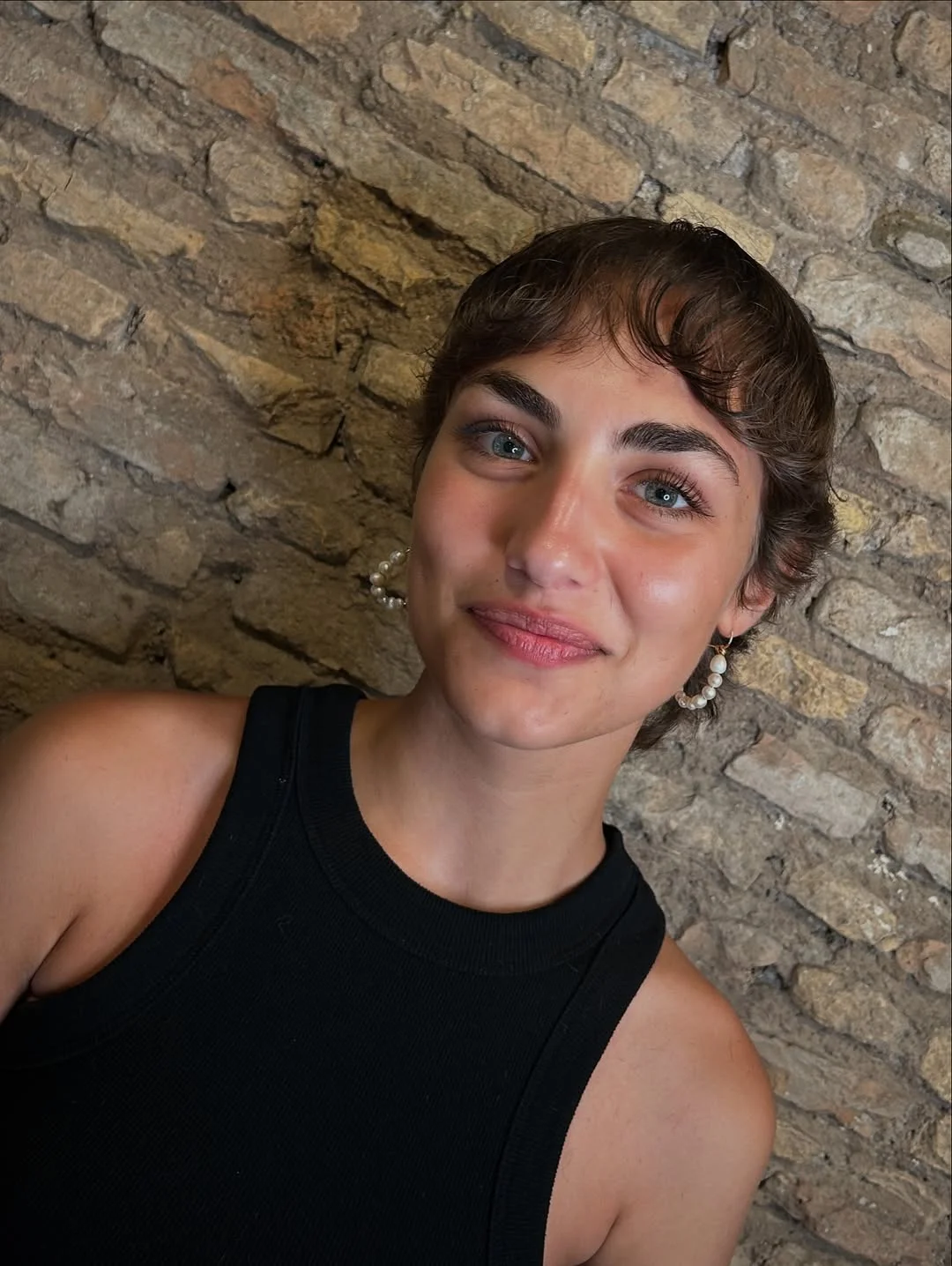 salon summer short hairstyles 2026 Delicate Micro Fringe Pixie With Romantic Texture