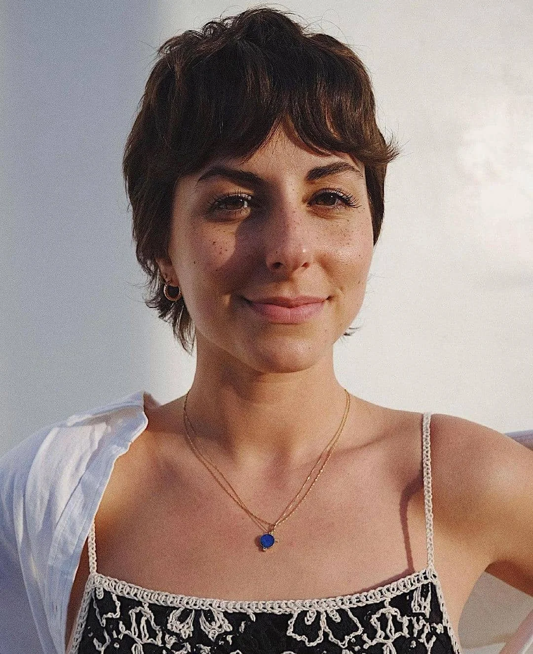 salon summer short hairstyles 2026 Airy Cropped Layers With Wispy Fringe