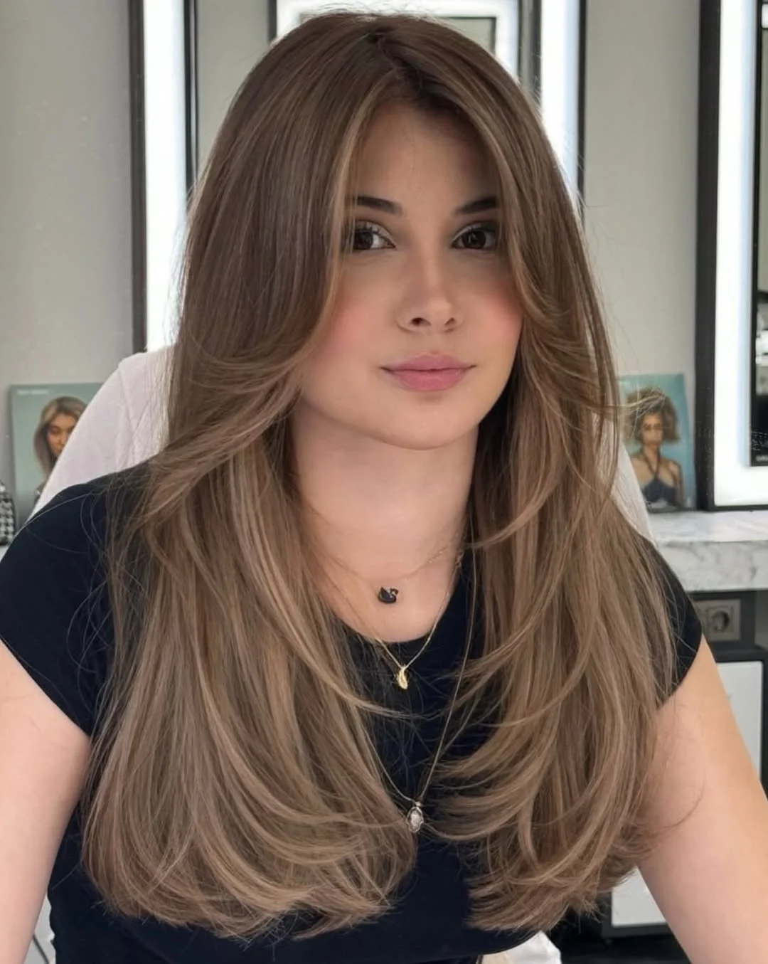 stylish summer haircut for round face 2026 Soft Mushroom Brunette Butterfly Layers