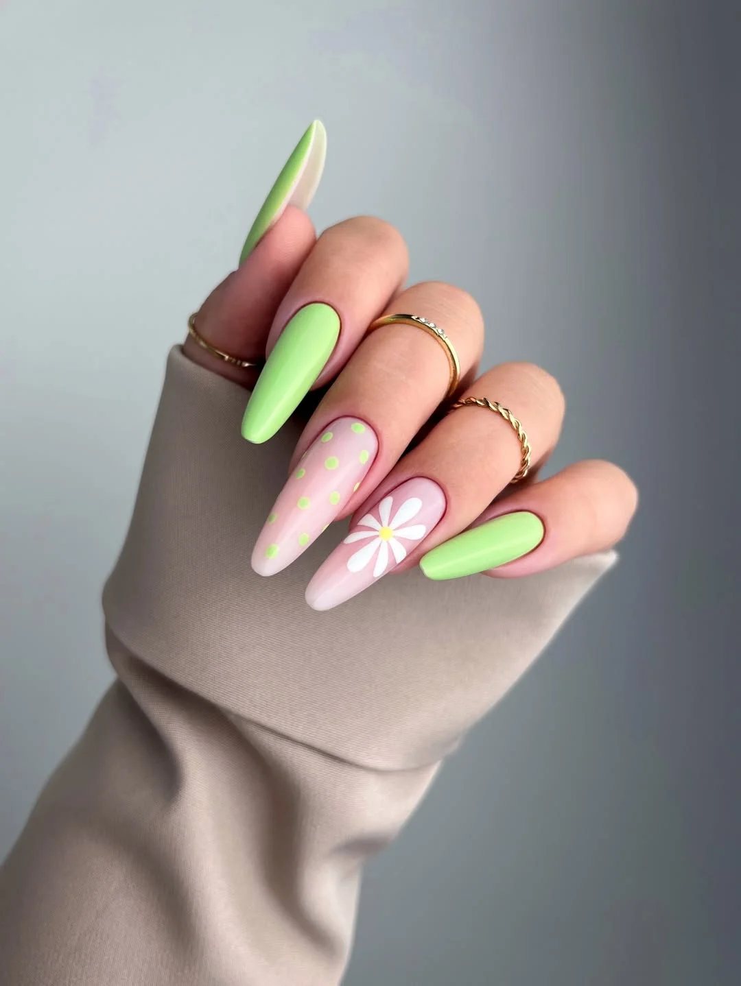 summer toe nails colors 2026 Soft Lime Daisy Nails With Fresh Minimal Summer Vibes