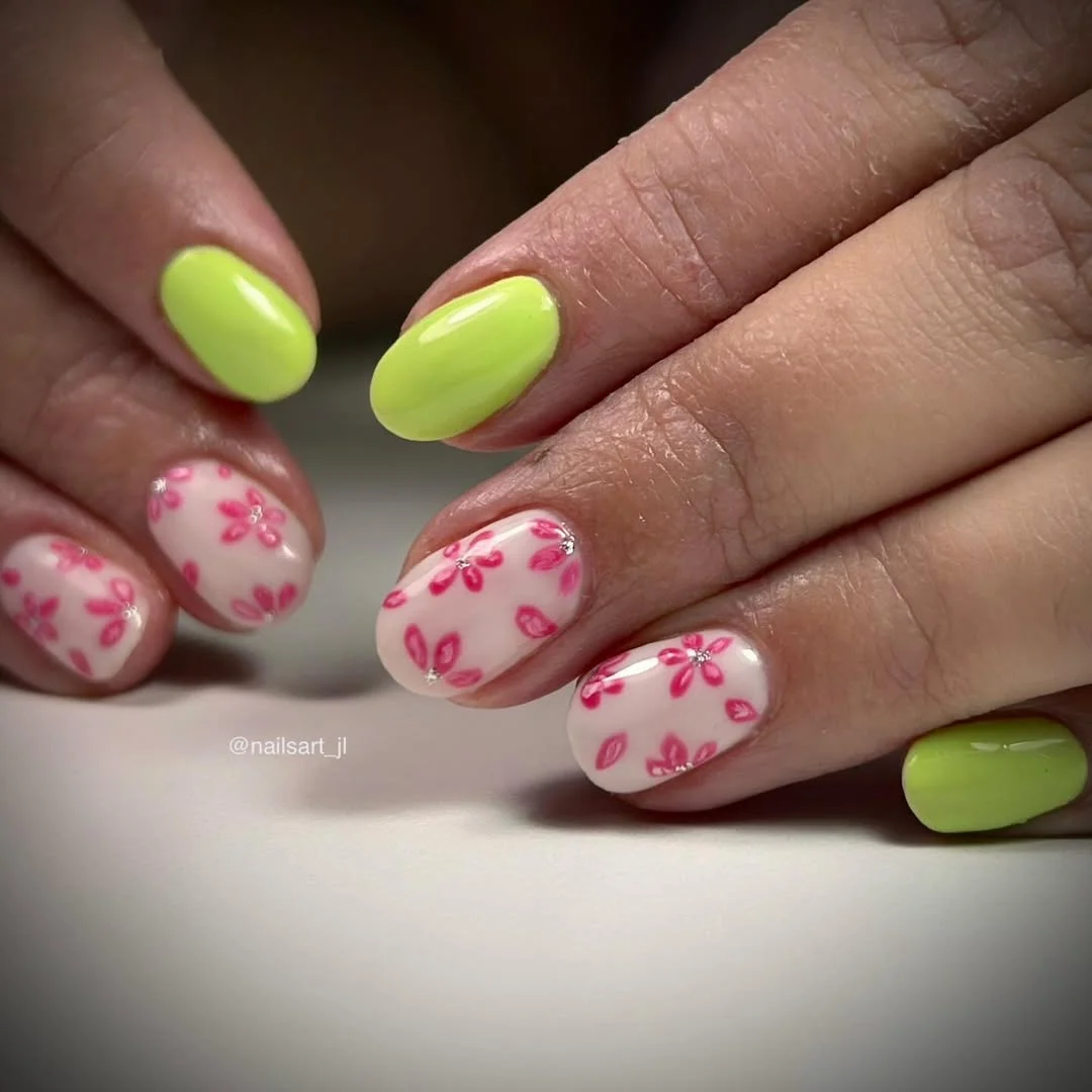 summer toe nails colors 2026 Lime Green Floral Nails With Playful Retro Energy