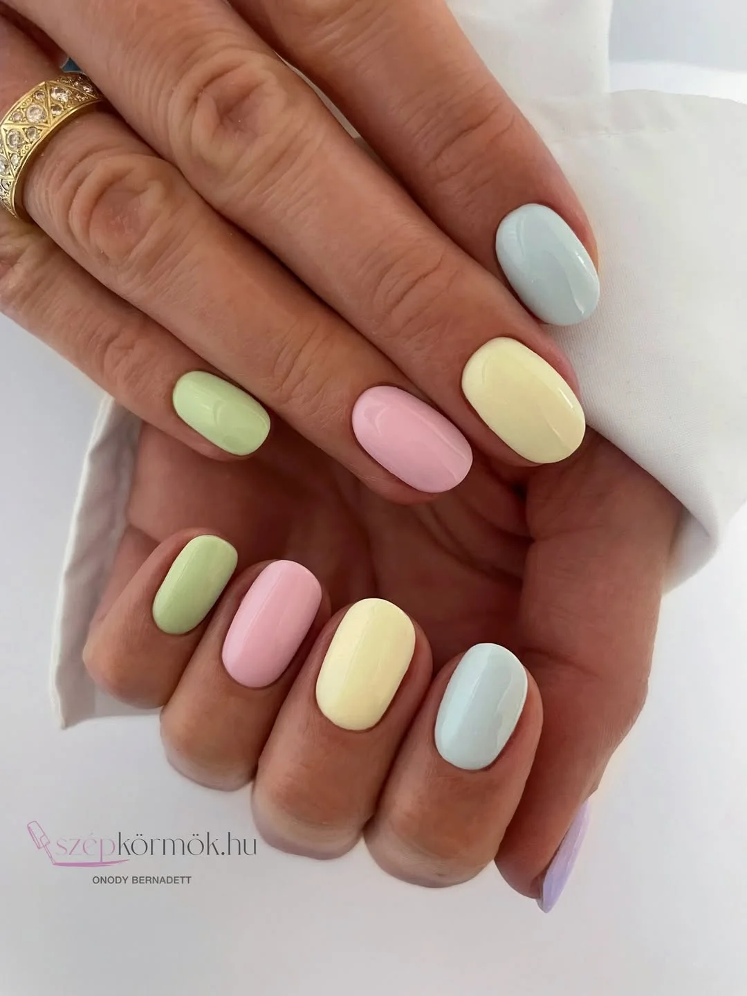 summer toe nails colors 2026 Soft Pastel Rainbow Nails With Clean Minimal Gloss