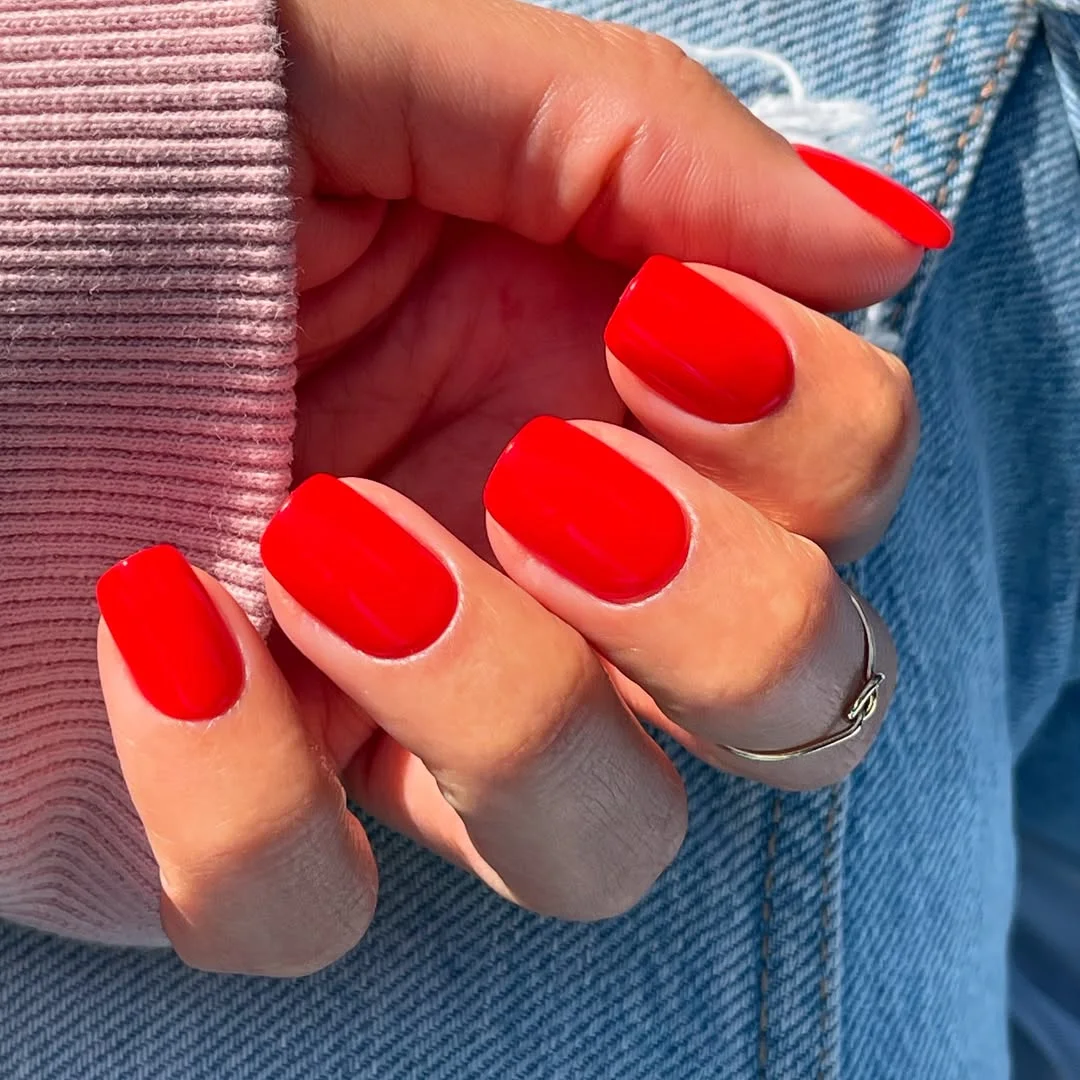 summer nail colors 2026 Hot Red Glossy Nails That Never Go Out Of Style