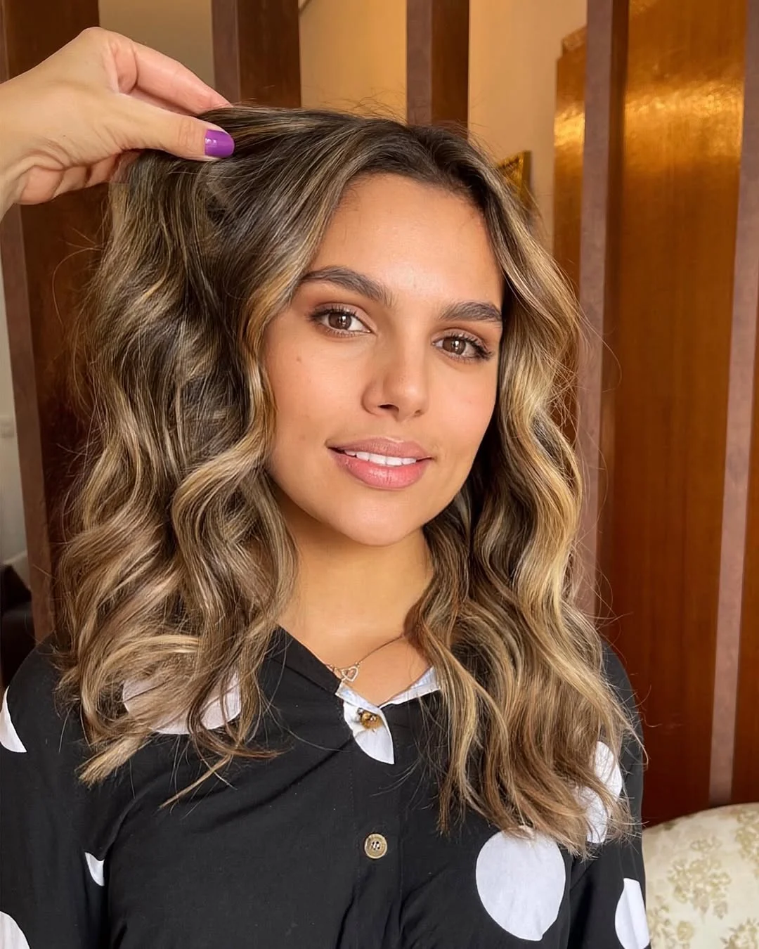 trendy summer brunette hair color 2026 Soft Caramel Brunette With Airy Summer Waves