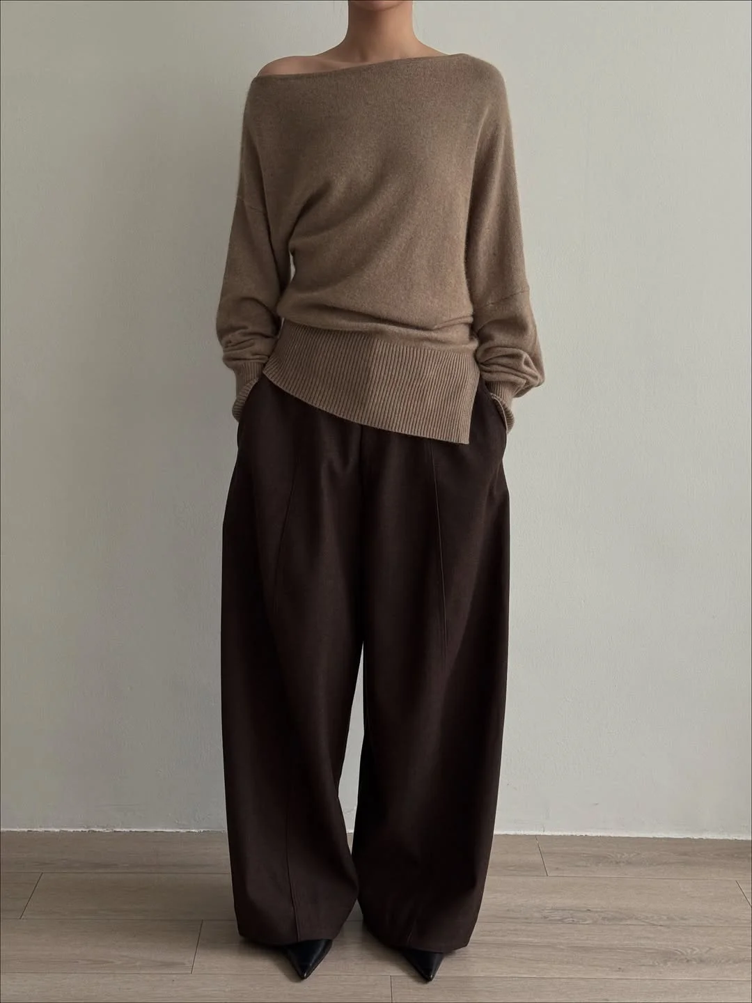 chic fall outfits pants 2026 Elegant Chocolate Trousers With Minimal Knitwear