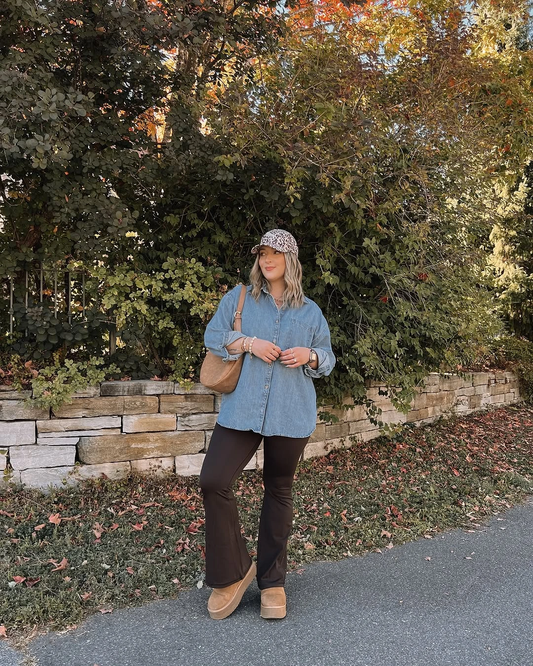 comfy fall outfits 2026 Denim Shirts And Flared Leggings For Relaxed Weekend Style