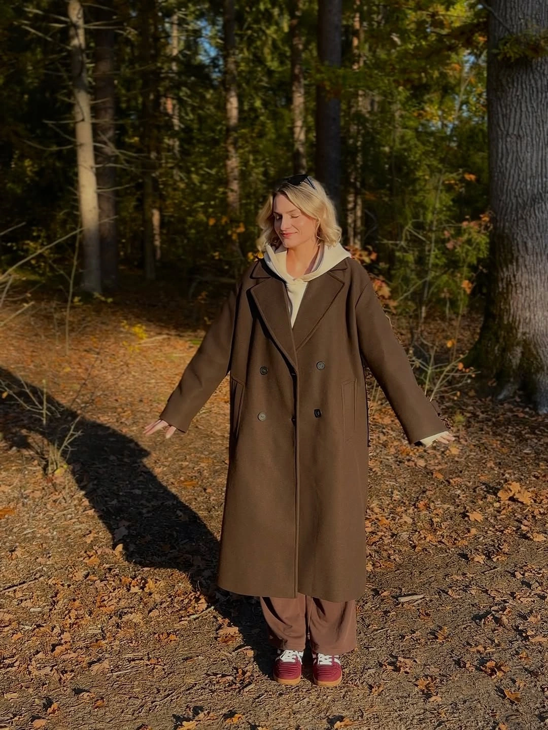 comfy fall outfits 2026 Oversized Coats That Make Hoodies Feel Sophisticated