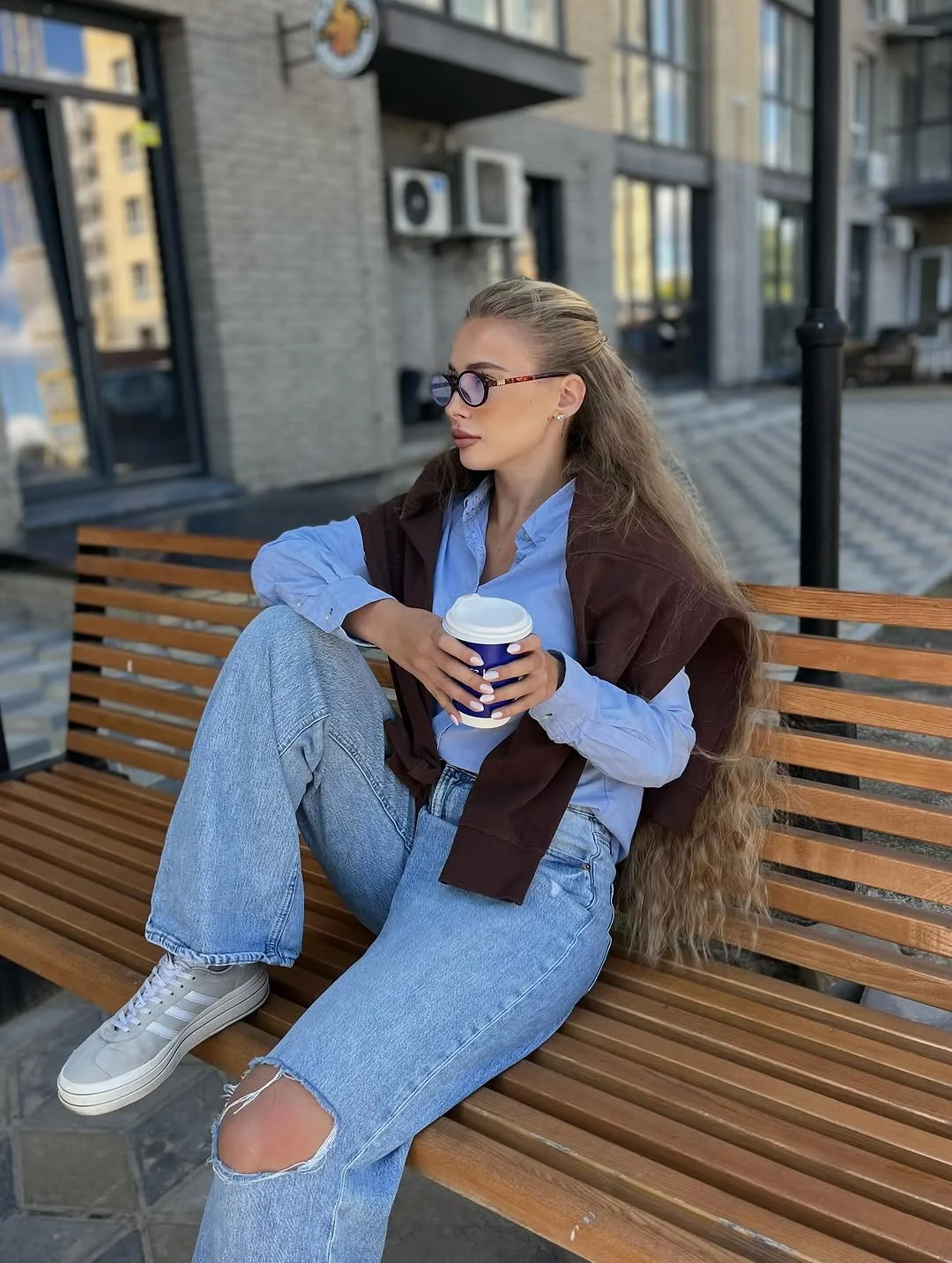 cute fall outfits docs 2026 Classic Coffee Run Layers That Never Go Out of Style