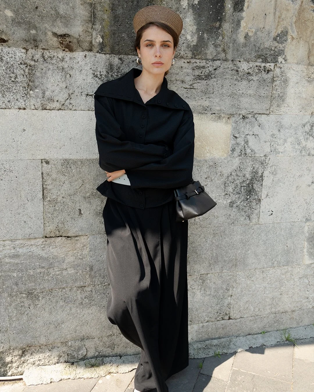 elegant fall office outfits 2026 Modern All-Black Dressing With Architectural Details