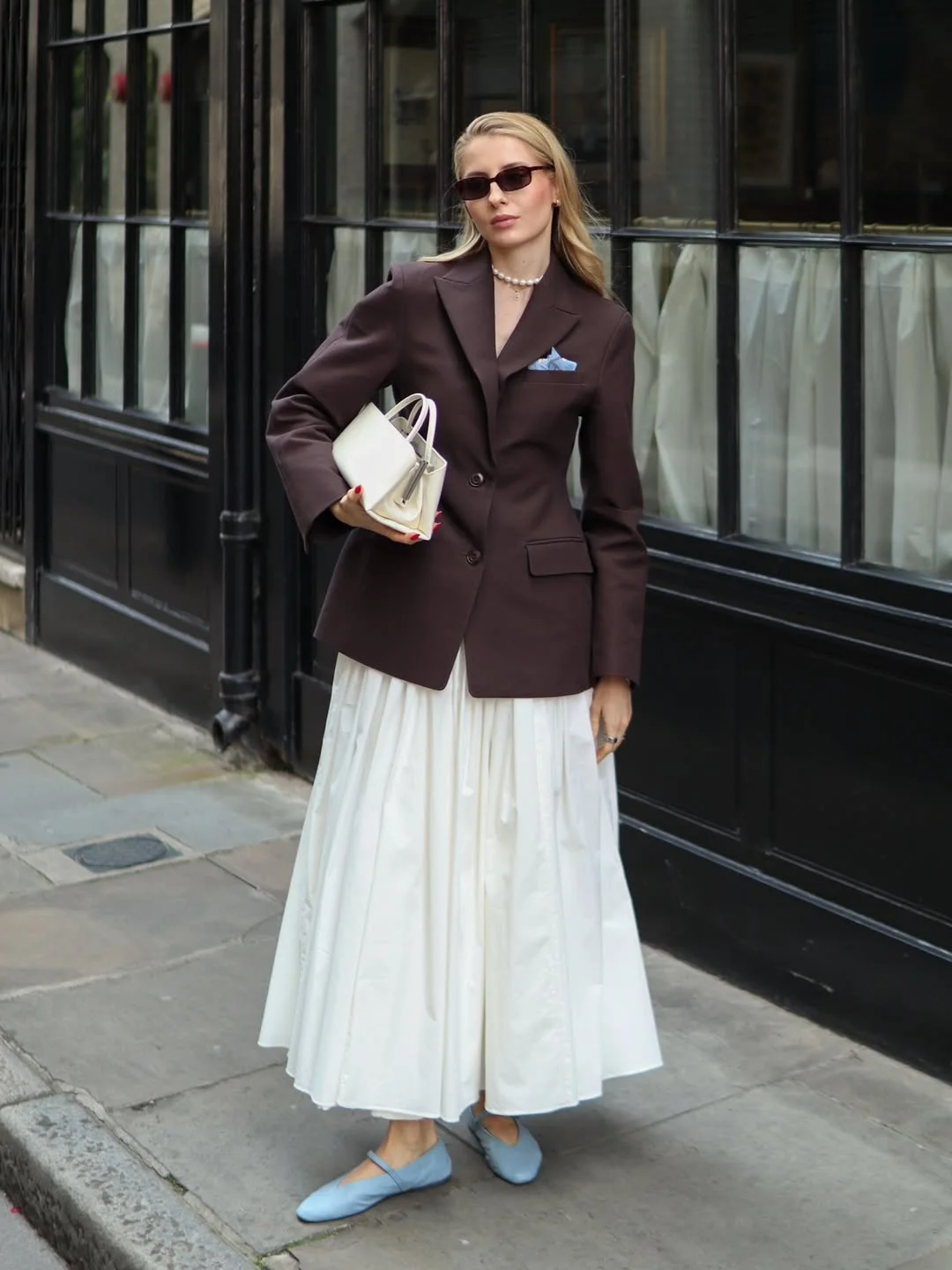 elegant fall office outfits 2026 Soft Feminine Layers That Refresh Office Elegance