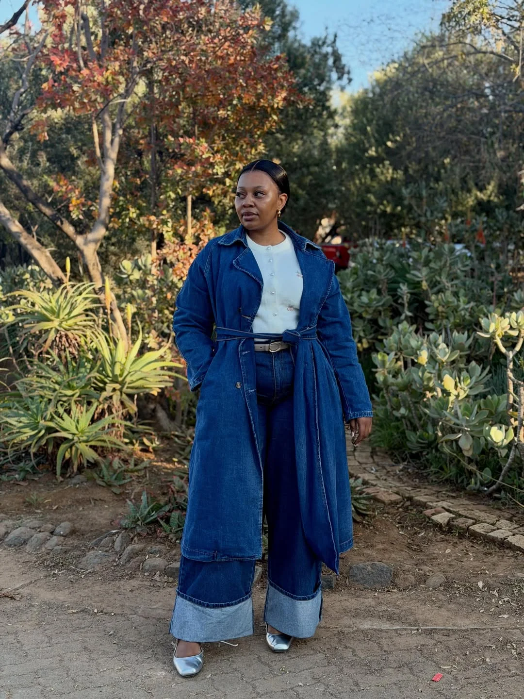 fall 2026 outfits for black women Fresh Denim Layers With Contemporary Wide-Leg Proportions