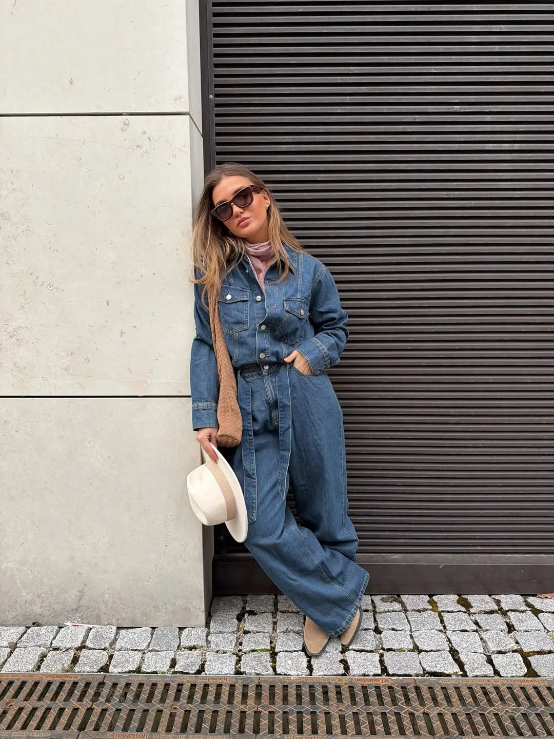 fall all denim outfits for women 2026 Western Inspired Denim With Soft Neutral Accessories