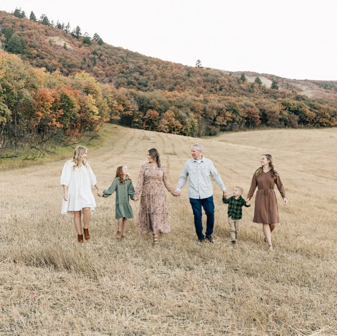 Fall Family Picture Outfits 2026: 21 Cozy and Timeless Outfit Ideas for Every Family