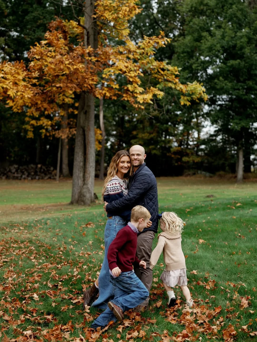 Fall Family Picture Outfits 2026: 21 Cozy and Timeless Outfit Ideas for Every Family