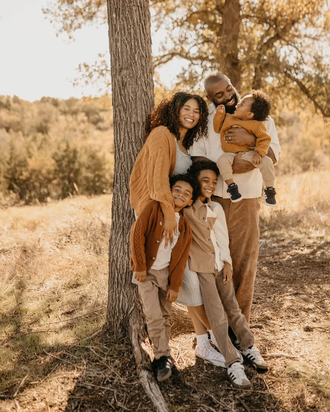 Fall Family Picture Outfits 2026: 21 Cozy and Timeless Outfit Ideas for Every Family