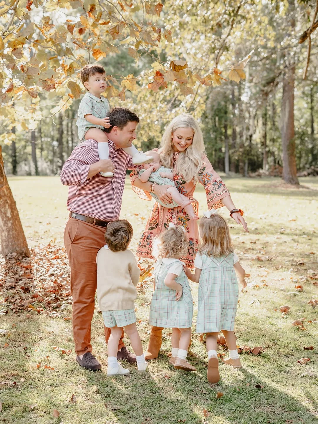 Fall Family Picture Outfits 2026: 21 Cozy and Timeless Outfit Ideas for Every Family