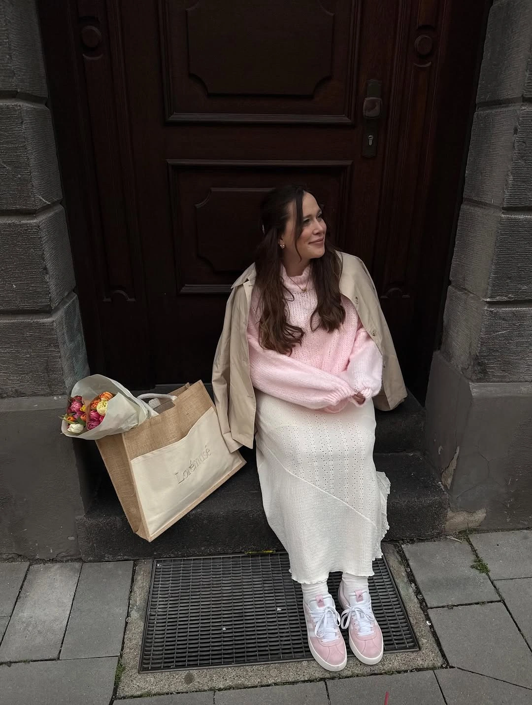 fall going out outfits 2026 Soft Romantic Layers for Casual Autumn Gatherings