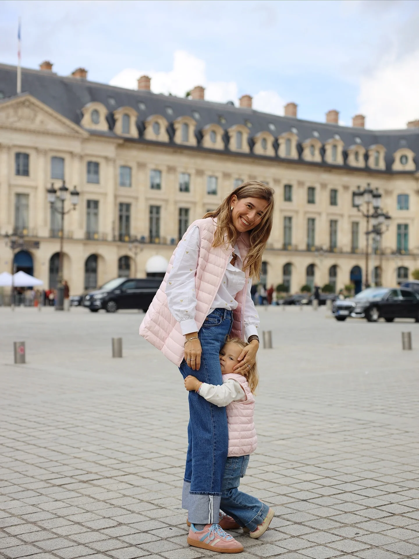 fall mom outfits 2026 Light Layers That Keep Family Days Looking Fresh