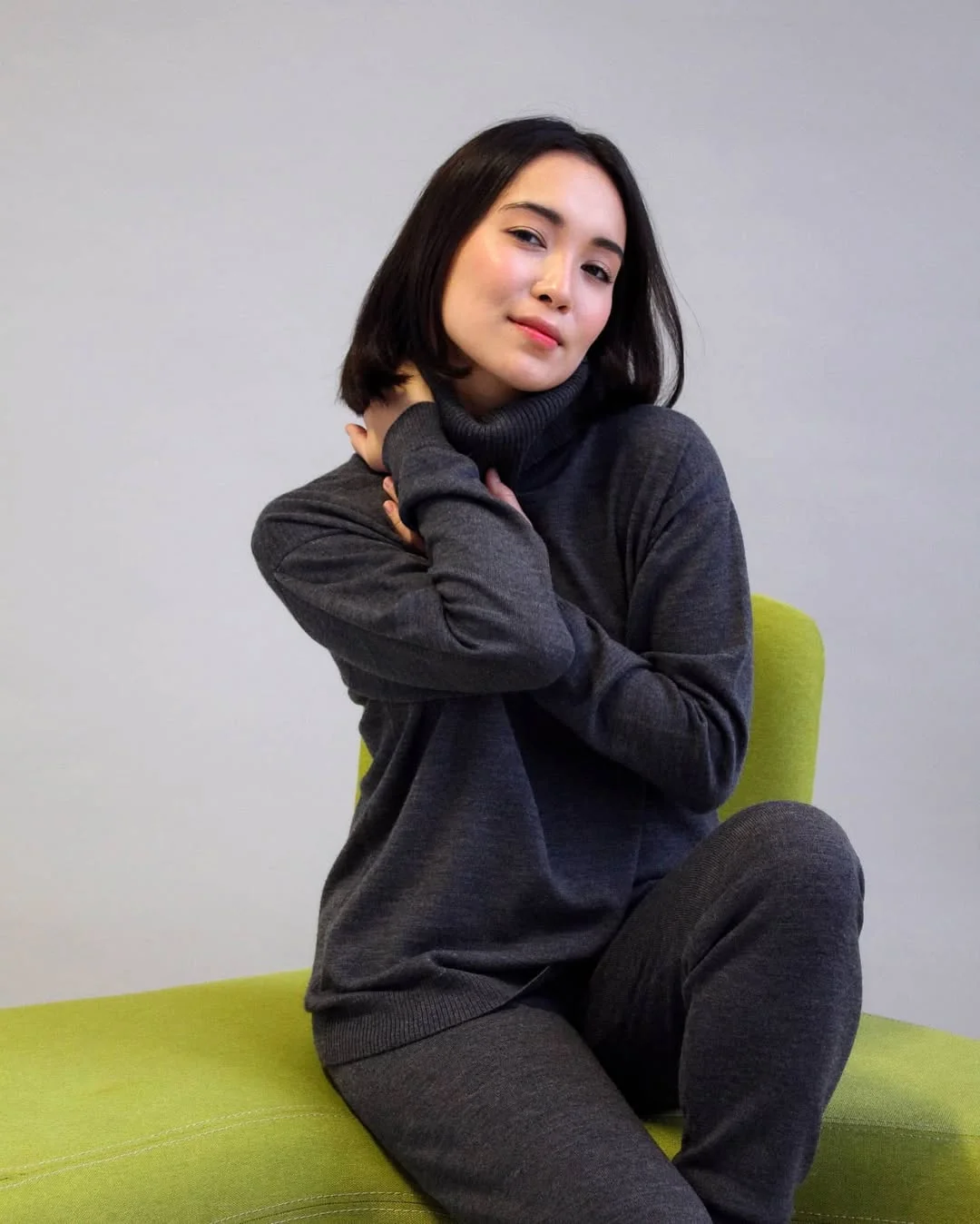 fall office outfits for women 2026 Minimal Knitwear That Makes Busy Days Feel Effortless