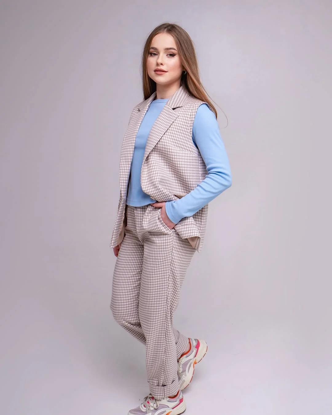 fall office outfits for women 2026 Soft Tailoring That Makes Sneakers Office Appropriate
