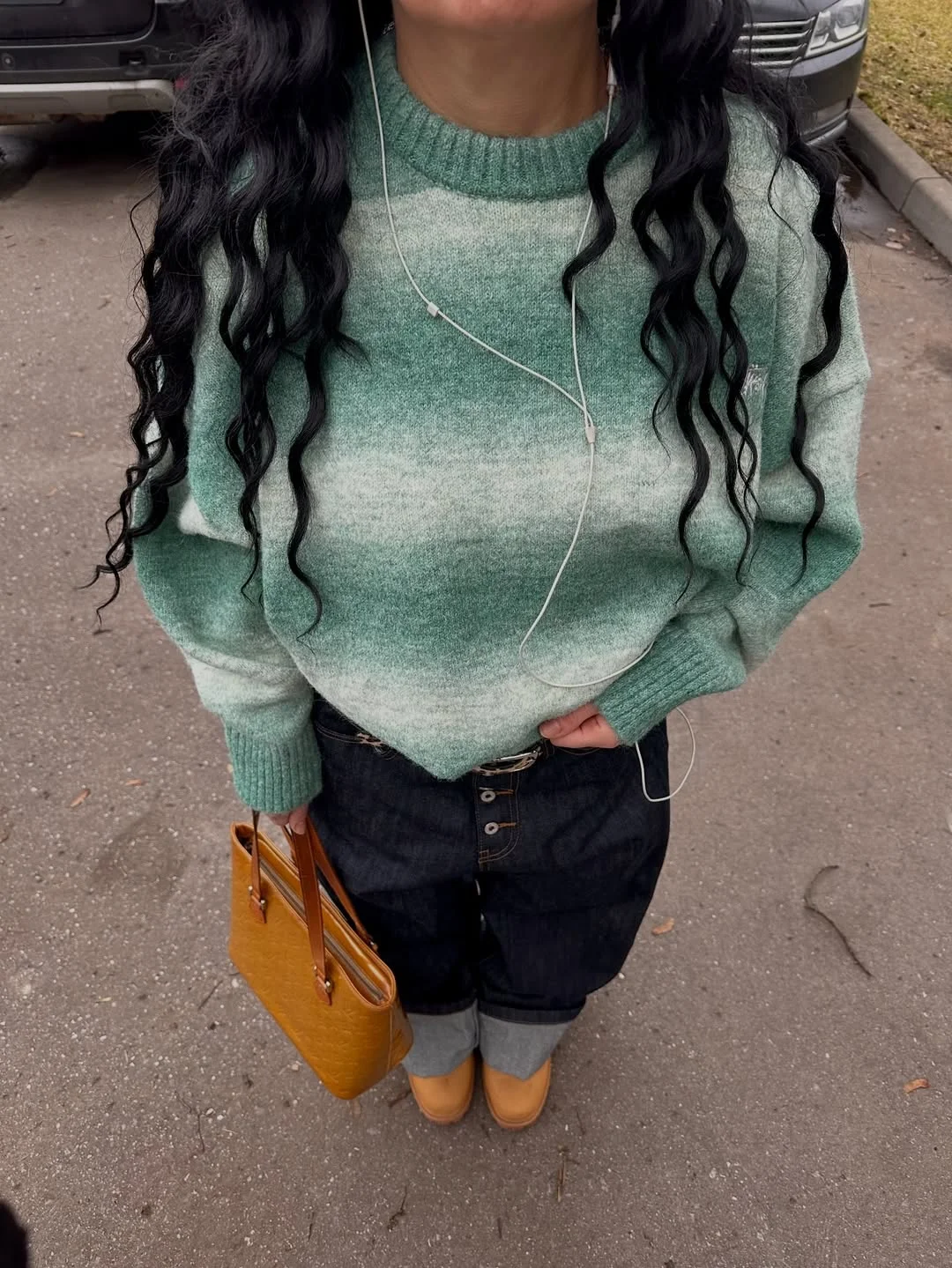 fall outfits for big busted women 2026 Soft Sage Knit and Relaxed Cuffed Denim for Cozy Early Fall Days