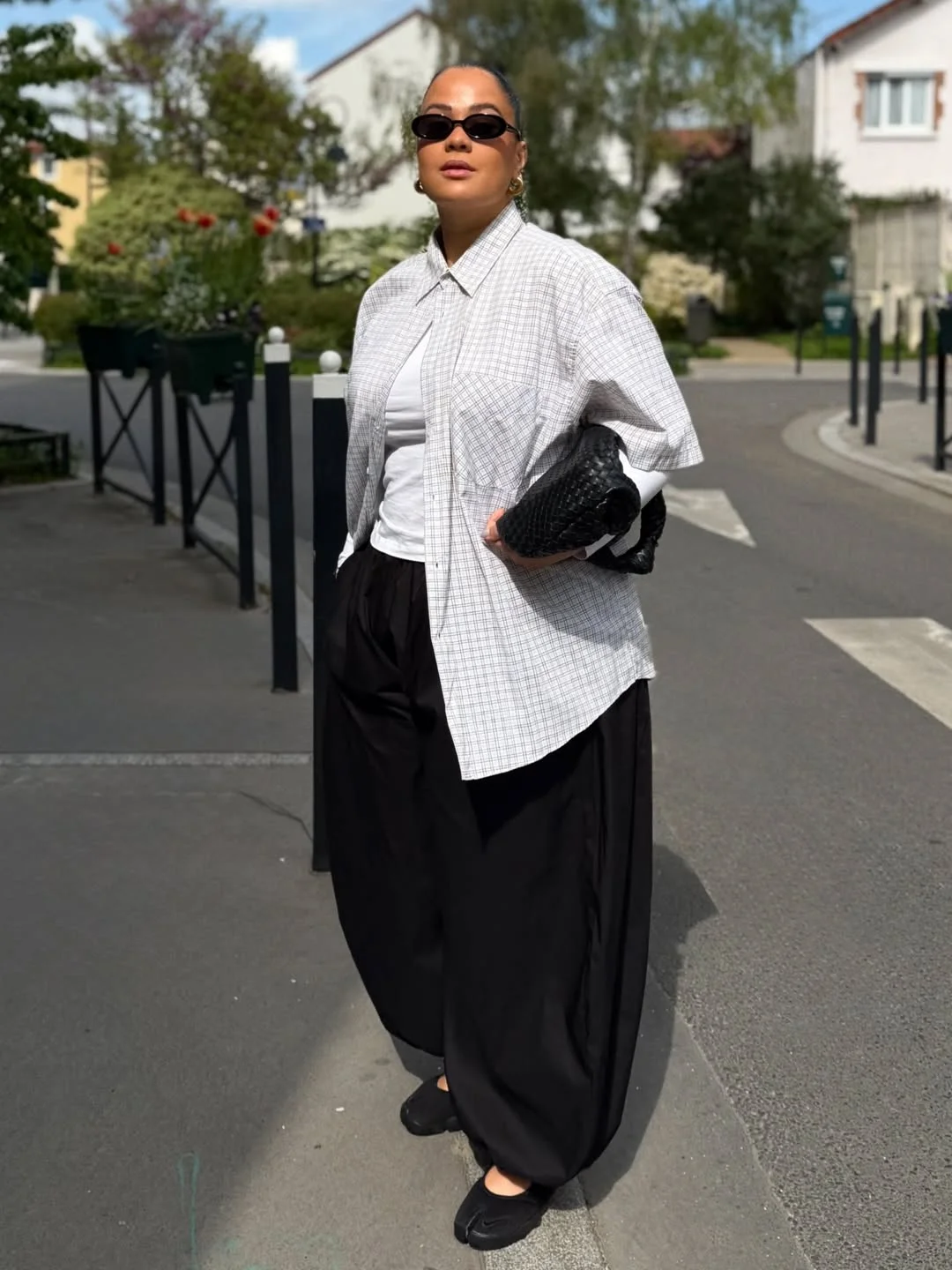 fall outfits for big busted women 2026 Relaxed Button-Up with Wide Black Pants for Effortless Balance