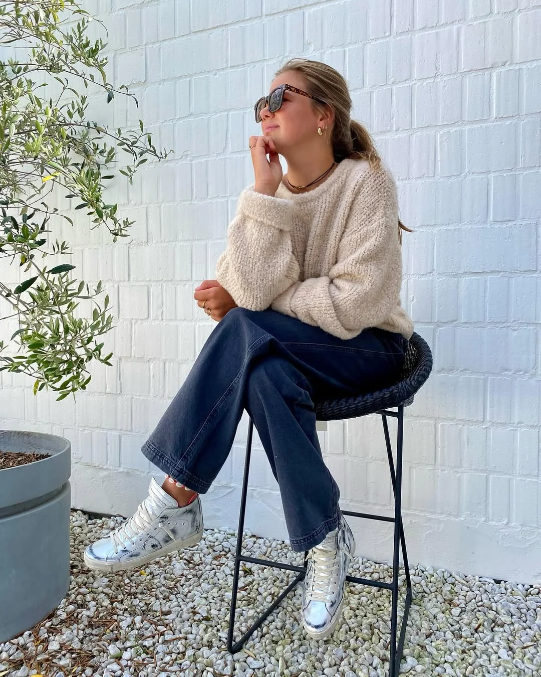 Fall outfits ideas 2026 Cozy Knitwear and Relaxed Denim Always Win