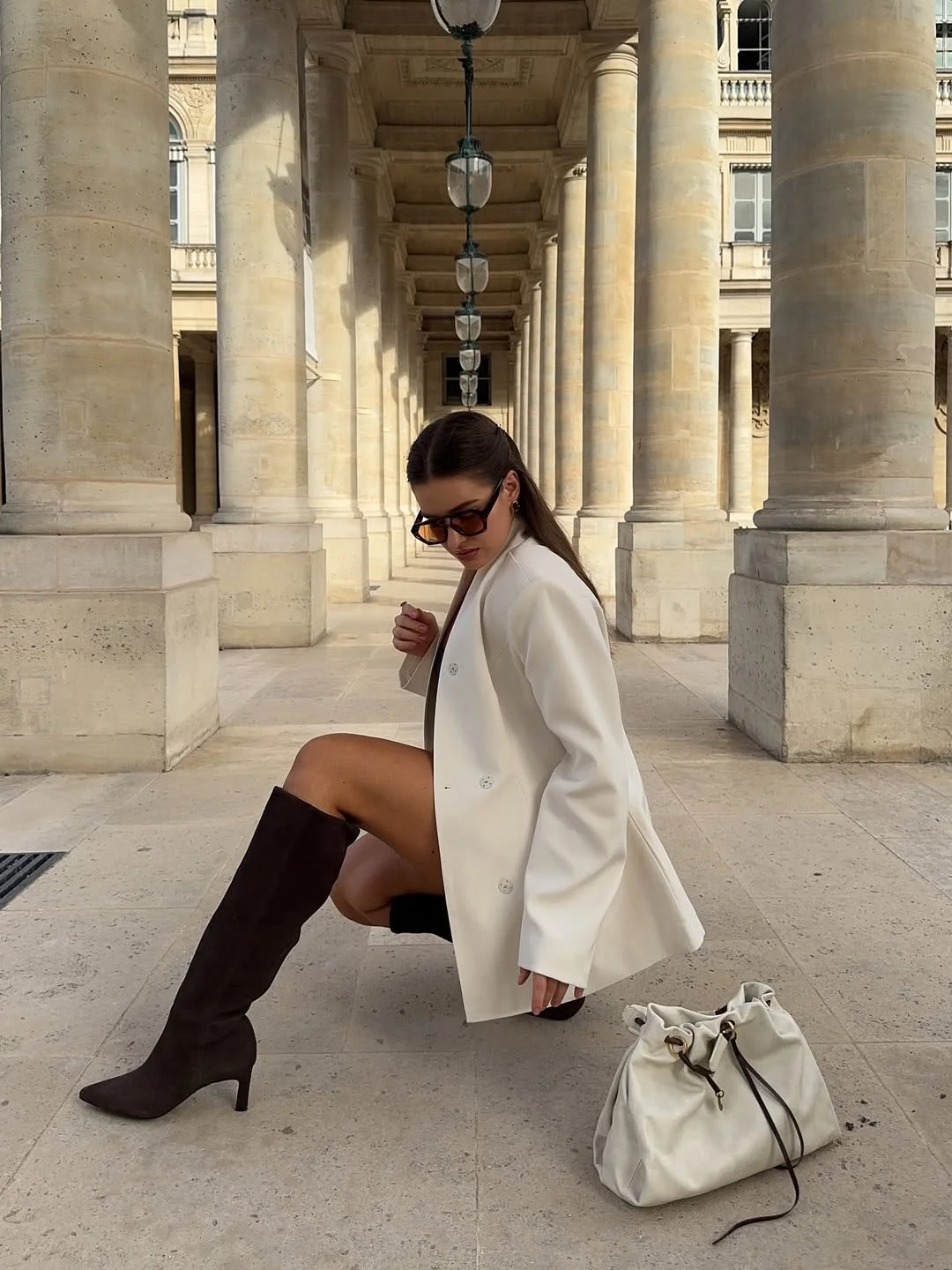 Fall outfits with blazers for women 2026 Cream Blazers And Dark Boots Still Own European Fall Style